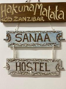 Certifikát, hodnocení, plakát nebo jiný dokument vystavený v ubytování Sanaa Hostel