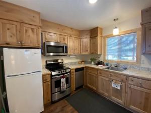 Afbeelding uit fotogalerij van Forest View Cabin in West Yellowstone