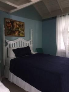 Gallery image of Apartment by the Beach Sleeps 4 in Ocho Rios +5 photos