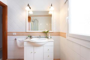 Łazienka w obiekcie Apartamento Renovado "Hogar Las Vistas"