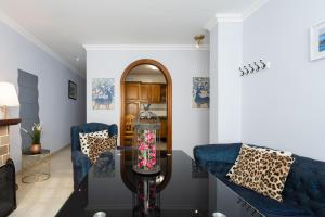 Część wypoczynkowa w obiekcie Apartamento Renovado "Hogar Las Vistas"