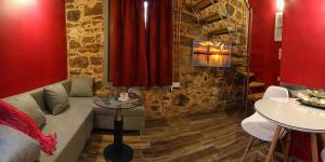 A seating area at Ionia rooms