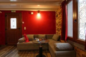 A seating area at Ionia rooms