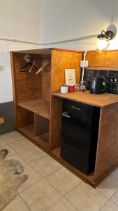 A cozinha ou cozinha compacta de Room