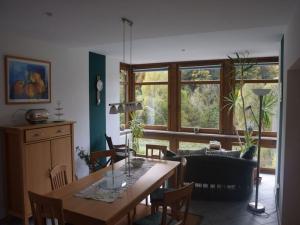 Pleasant apartment in Pottenstein 레스토랑 또는 맛집