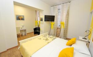 TV a/nebo společenská místnost v ubytování Luxury Rooms Nirvana