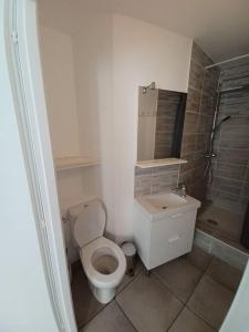 Et badeværelse på studio Palais de Justice