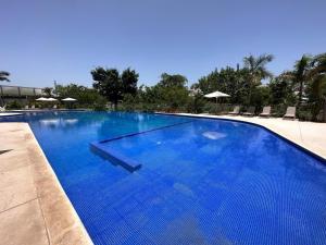 Bazén v ubytování Luxury Penthouse in Cabo Norte nebo v jeho okolí
