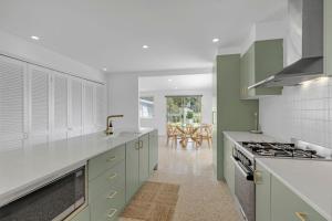 Kuchyň nebo kuchyňský kout v ubytování The Palms, Jervis Bay