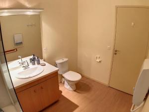 Ένα μπάνιο στο Appartement Grand Hôtel Aulus-les-Bains +6 φωτογραφίες