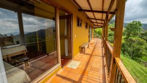 Ecoresort Gran Azul的阳台或露台