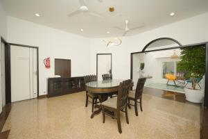 Fotografie z fotogalerie ubytování Bay Breeze Suites v destinaci Čennaí