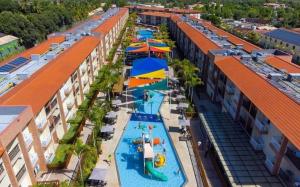 Ondas Praia Resort内部或周边的泳池