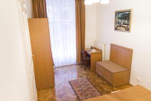Authentic Budapest Apartment 1085 Budapest, Somogyi Béla u 16, 2/a kép - 2