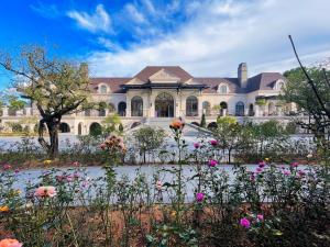 Zahrada ubytování Mercure Dalat Resort + 37 fotografií