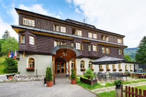 Budova, kde se hotel nachází