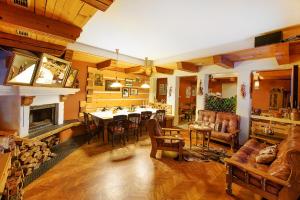 Posezení v ubytování Alpský Hotel