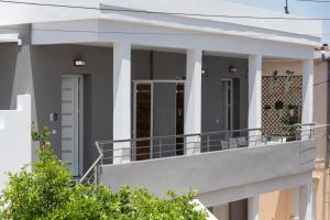 A balcony or terrace at Chania Design Suites