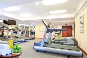 Fitnes oz. oprema za telovadbo v nastanitvi Harbour Plaza North Point