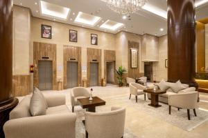 Posezení v ubytování Boudl Ajyad Mecca بودل أجياد مكة