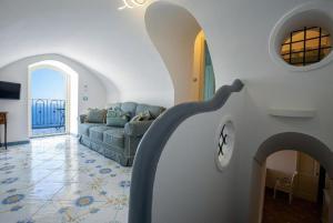 A seating area at Villa Primavera