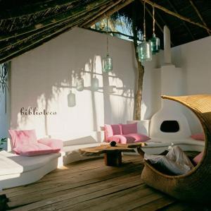 Istumisnurk majutusasutuses Hotel Azucar, Monte Gordo, a Member of Design Hotels
