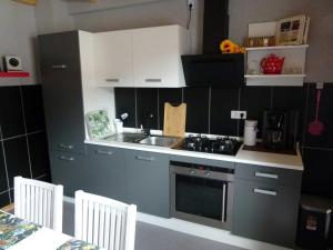 Nhà bếp/bếp nhỏ tại Ferienhaus Nanninga 25188