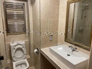 Gallery image of Superior Hotel in Dudley