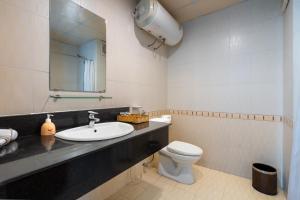 Koupelna v ubytování BIDV Beach Hotel Nha Trang
