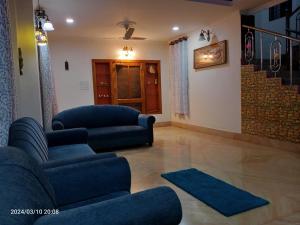 Χώρος καθιστικού στο LOZZY HOMESTAY
