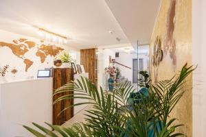 Vstupní hala nebo recepce v ubytování Hotel B4