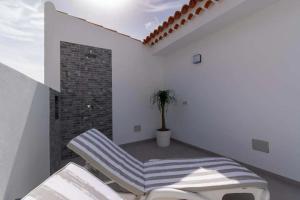 Galeriebild der Unterkunft Bungalow con piscina comunitaria in Chayofa