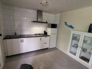 Küche/Küchenzeile in der Unterkunft Guesthouse Fuik