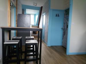 Fotografia z galérie ubytovania Guingamp centre : grand appartement lumineux v destinácii Guingamp