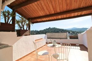 En balkon eller terrasse på Casa Platero by SIERRA VIVA