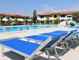 The swimming pool at or close to Enjoy the sun from the garden of our flat