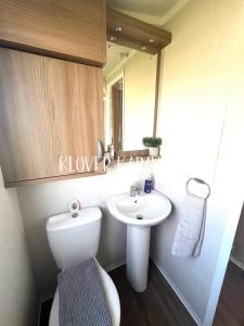 Ванная комната в Seton Sands Holiday Village Klover