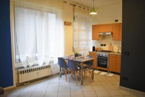 Кухня или мини-кухня в Guest House Manzoni
