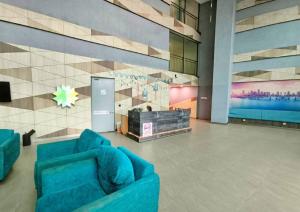 Χώρος καθιστικού στο Beauty Cybersquare Ensuite with Pool View #CS2