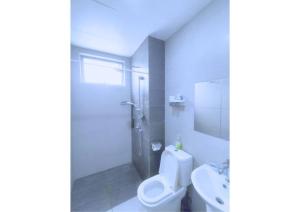 Ένα μπάνιο στο Beauty Cybersquare Ensuite with Pool View #CS2