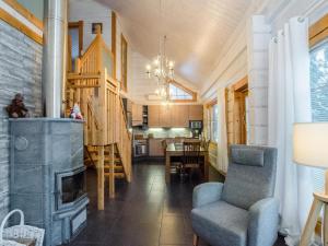 Η κουζίνα ή μικρή κουζίνα στο Holiday Home Villa onni by Interhome