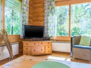 TV a/nebo společenská místnost v ubytování Holiday Home Paju 7 by Interhome + 18 fotografií