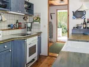 Holiday Home Koivisto by Interhome tesisinde mutfak veya mini mutfak