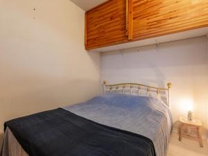 Ένα ή περισσότερα κρεβάτια σε δωμάτιο στο Apartment Les Terrasses Notre Dame du Port-9 by Interhome +19 φωτογραφίες