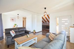 Гостиная зона в Apartment 2Home
