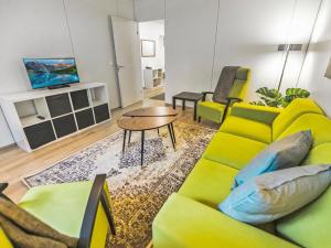 Posezení v ubytování Holiday Home Mäntyranta 1 by Interhome