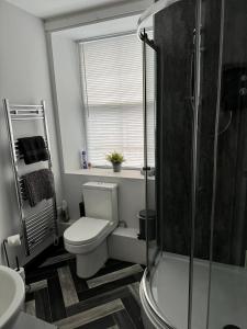 Bathroom sa Lowther Apartment - 2 Bed Apartment