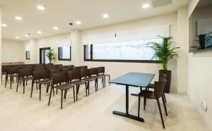 a conference room with chairs and a table at Leonardo Hotel San Sebastián in Donostia-San Sebastián