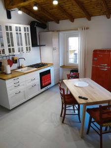 Kuhinja oz. manjša kuhinja v nastanitvi Casa Storta - Cycle Garage CON BICICLETTE