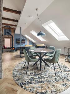 Χώρος καθιστικού στο Cozy Penthouse